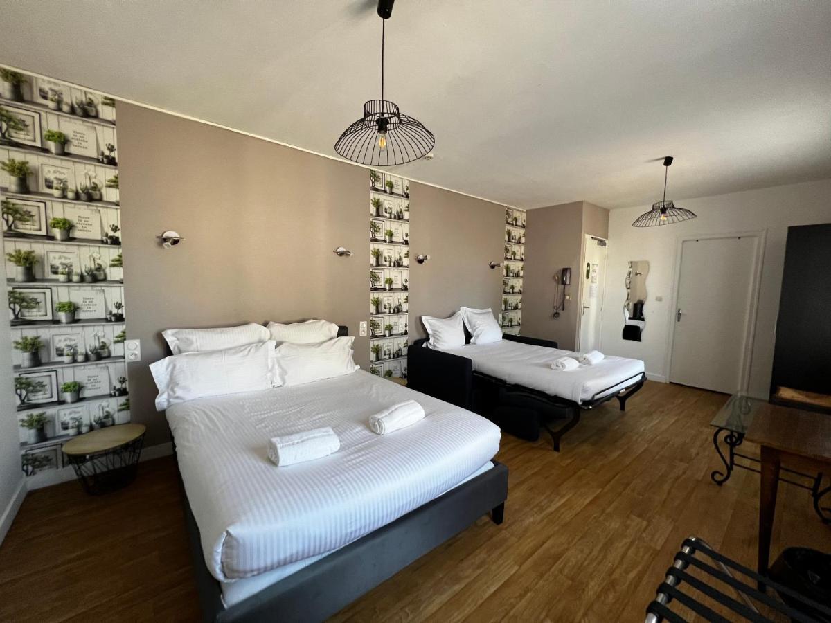 Hotel Les Montois Céaux Esterno foto