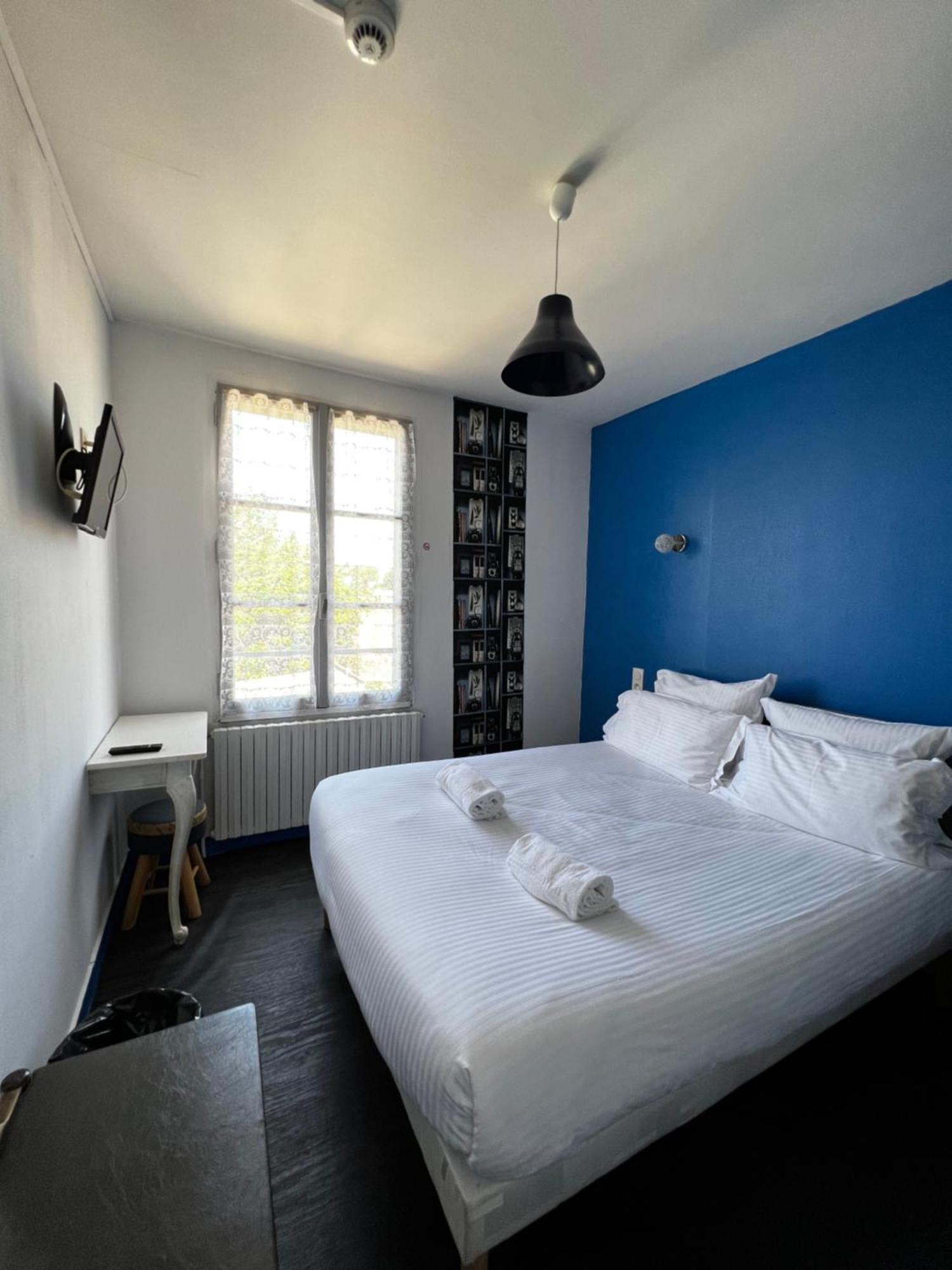 Hotel Les Montois Céaux Esterno foto